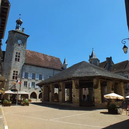 Holiday home A La Croisee Des Chemins Martel