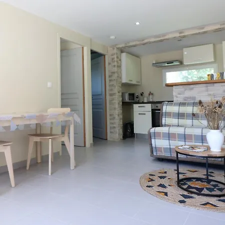 Holiday home A La Croisee Des Chemins Martel